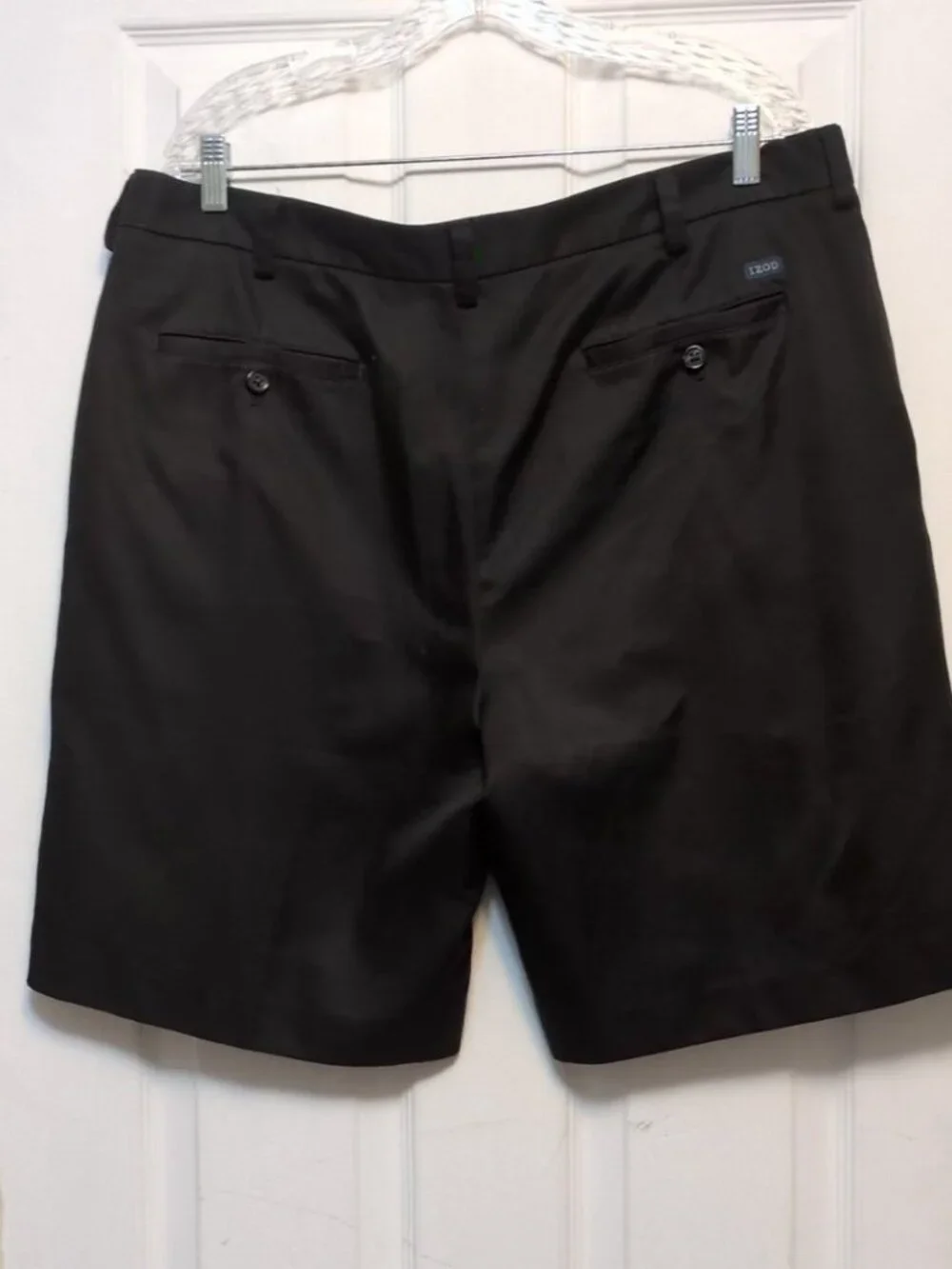 Izod Golf Mens Sz 38 Shorts Black Ahtleisure Athletic Pockets Pleated Swingflex